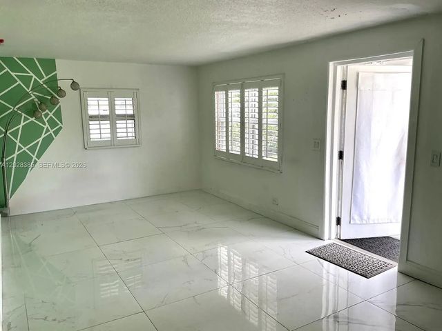 5 of 23 - 6025 Sw 40th Street, Miramar, FL