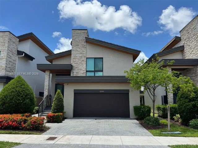 10240 Nw 76th Terrace, Doral