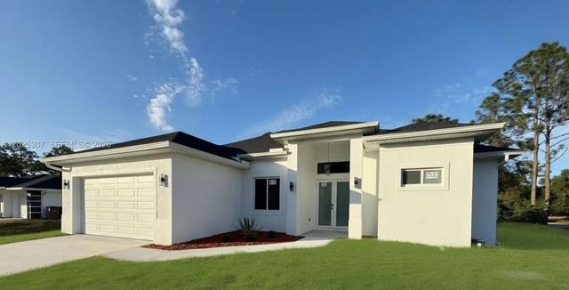 4007 E 13 Street, Lehigh Acres