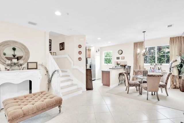 528 Bayfront Drive, Boynton Beach