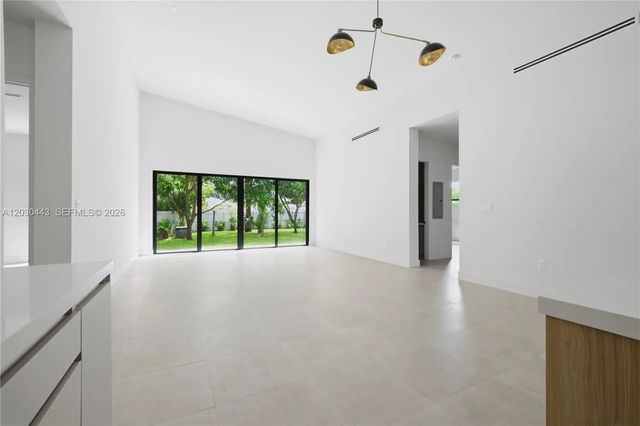 5 of 38 - 131 Miami Gardens Road, West Park, FL