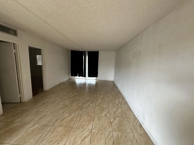 3 of 6 - 4191 Nw 26th Street #371, Lauderhill, FL