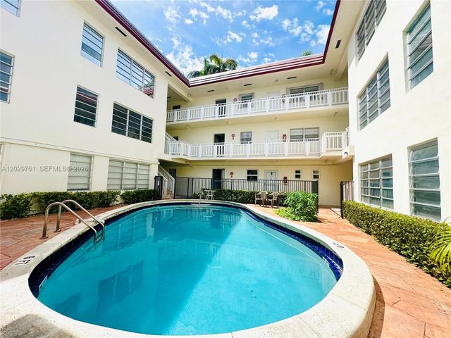 4 of 24 - 1821 Jefferson Avenue #205, Miami Beach, FL