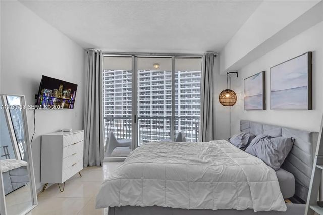 5 of 27 - 1750 N Bayshore Drive #1204, Miami, FL