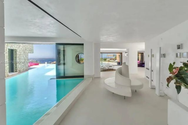 4 of 34 - Sardinia Luxury Estate Sardinia Luxury Estate Porto Cervo Max Mlekus, , 