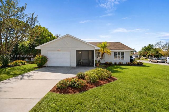 1526 Se Port St Lucie Boulevard, Port St. Lucie