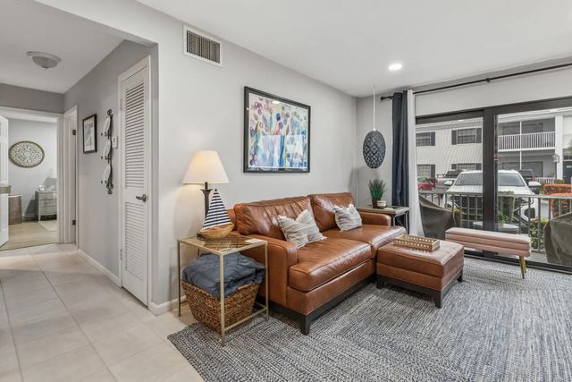 4 of 36 - 160 Cypress Club Drive #unit 612, Pompano Beach, FL
