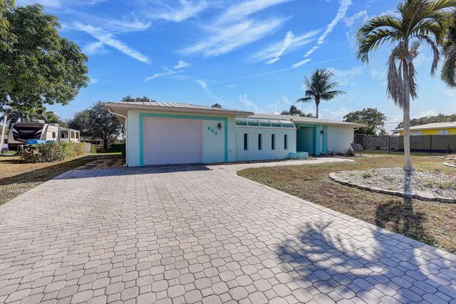 2 of 56 - 683 Se Harborview Drive, Port St. Lucie, FL