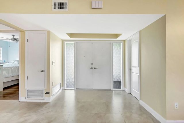 4 of 56 - 683 Se Harborview Drive, Port St. Lucie, FL