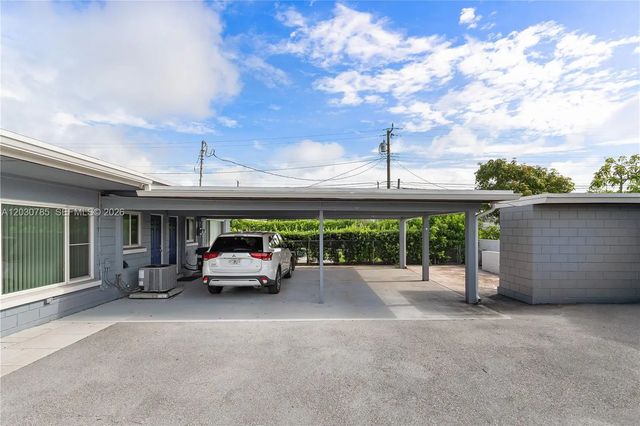 2 of 17 - 204 Nw 1st Street, Boynton Beach, FL
