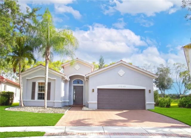 19548 S Whitewater Avenue, Weston