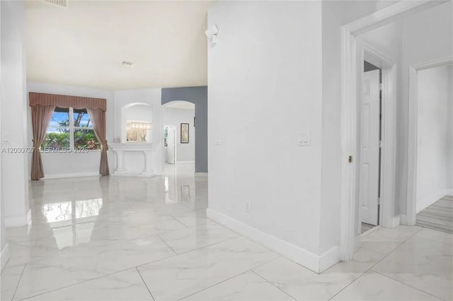 5 of 58 - 19548 S Whitewater Avenue, Weston, FL