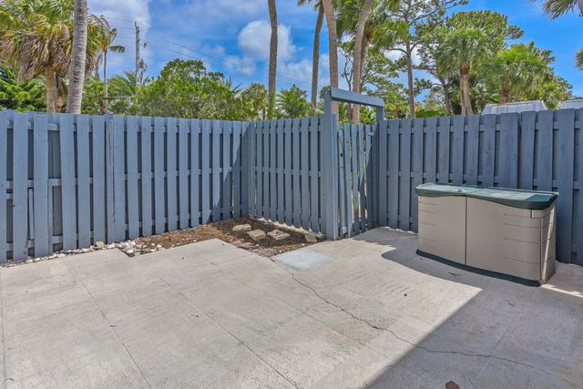 2 of 21 - 3802 Se Jefferson Street, Stuart, FL