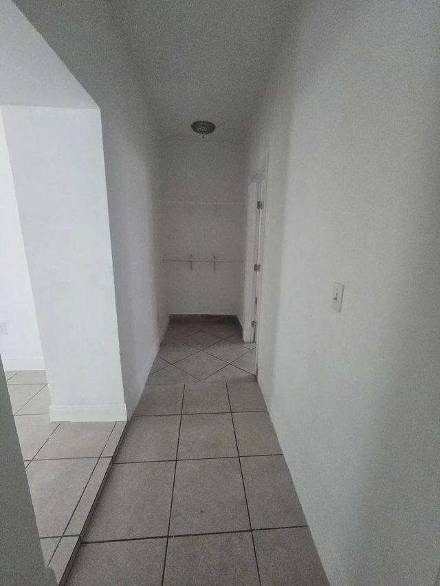 5 of 7 - 6209 Grant Street, Hollywood, FL