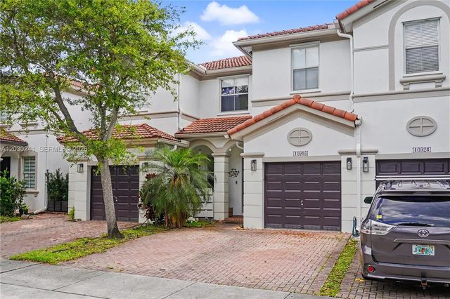 2 of 27 - 10918 Nw 78th Terrace, Doral, FL