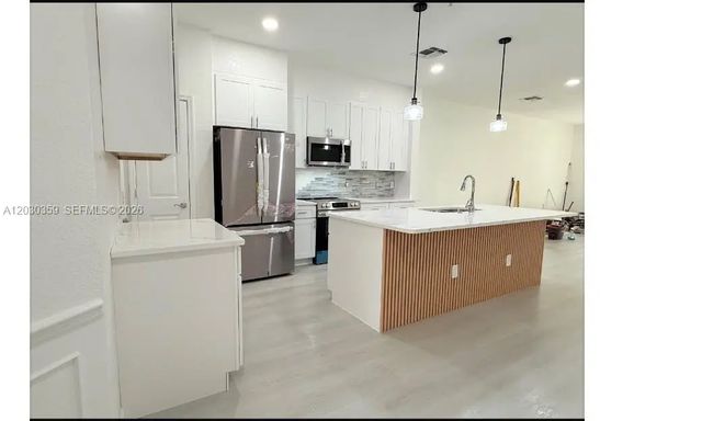 2 of 8 - 6388 Castelven #104, , FL