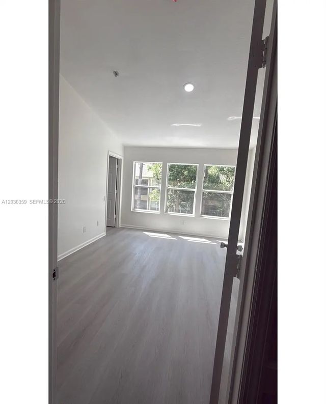 3 of 8 - 6388 Castelven #104, , FL