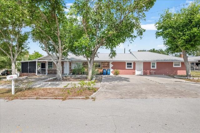 2 of 41 - 216 Micco Avenue, Sebring, FL