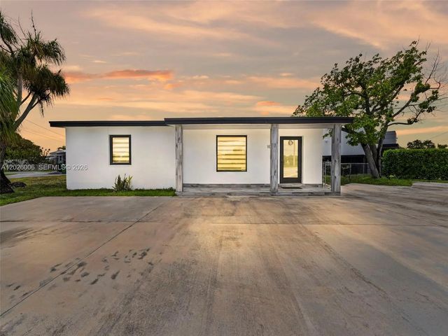 10700 Sw 46th Street, Miami