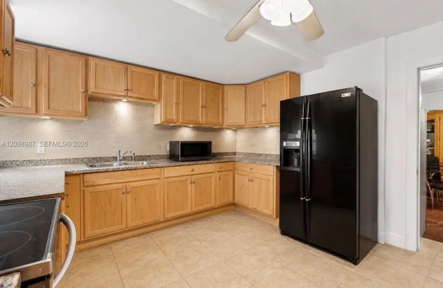4 of 22 - 3315 Nw 11th Avenue, Miami, FL