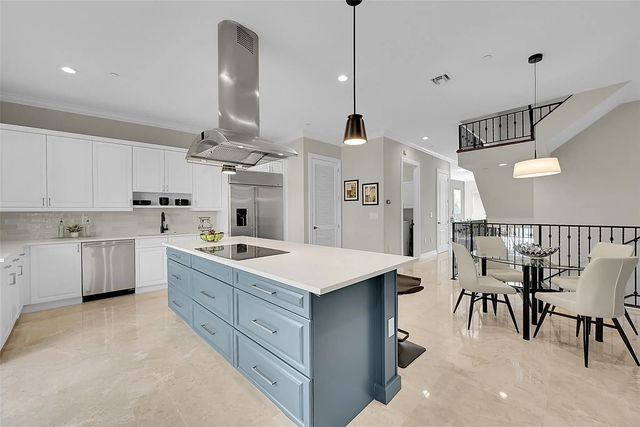 4 of 61 - 2254 Se 7th Street, Pompano Beach, FL