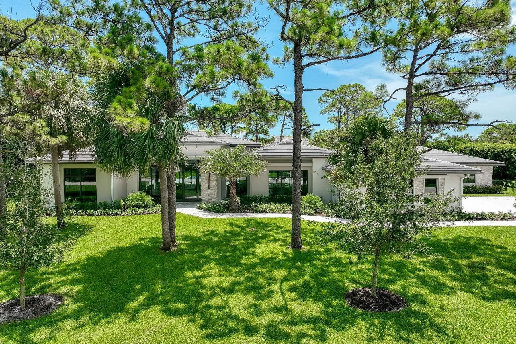 5382 Sea Biscuit Road, Palm Beach Gardens, FL, 33418
