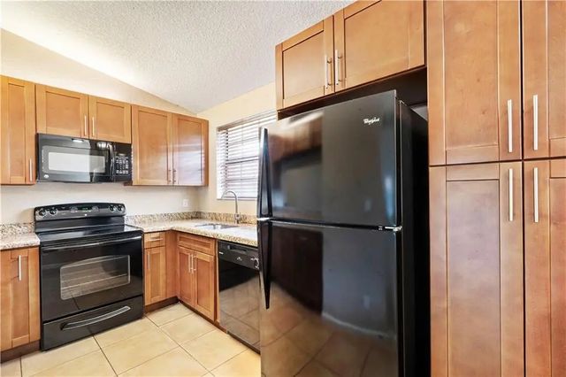 4 of 26 - 912 Congressional Way, Deerfield Beach, FL