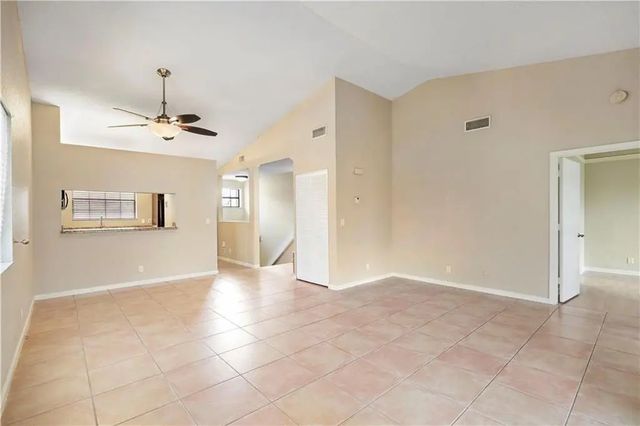 5 of 26 - 912 Congressional Way, Deerfield Beach, FL