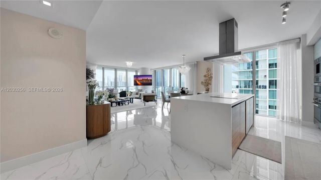 5 of 48 - 330 Sunny Isles Boulevard #5-1107, Sunny Isles Beach, FL