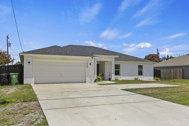 2 of 46 - 1049 Sw Paar Drive, Port St. Lucie, FL