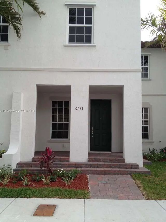 9213 Sw 170th Avenue, Miami