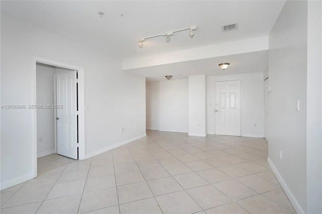 5 of 17 - 2280 Sw 32nd Avenue #605, Miami, FL