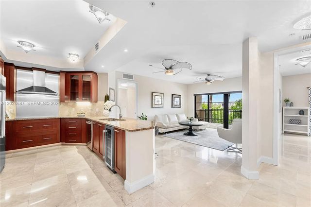 4 of 41 - 2501 N Ocean Boulevard #452, Fort Lauderdale, FL