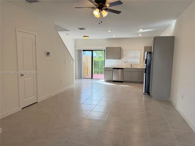 3 of 18 - 540 Ne 1st Drive, Florida City, FL