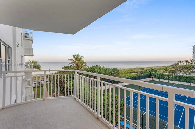 1770 S Ocean Boulevard #403, Lauderdale-By-The-Sea