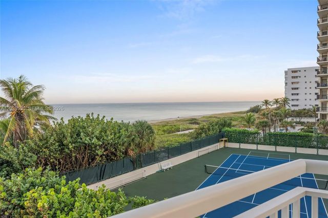 2 of 25 - 1770 S Ocean Boulevard #403, Lauderdale-By-The-Sea, FL