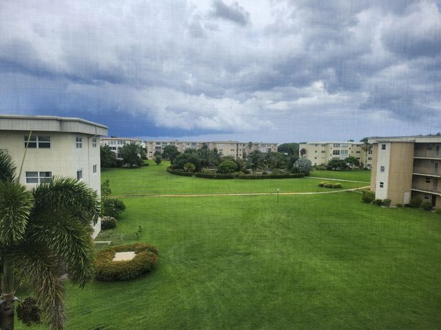 3 of 50 - 2600 Ne 1st Lane #402, Boynton Beach, FL