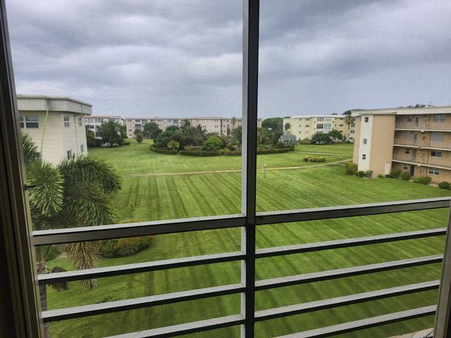 5 of 50 - 2600 Ne 1st Lane #402, Boynton Beach, FL