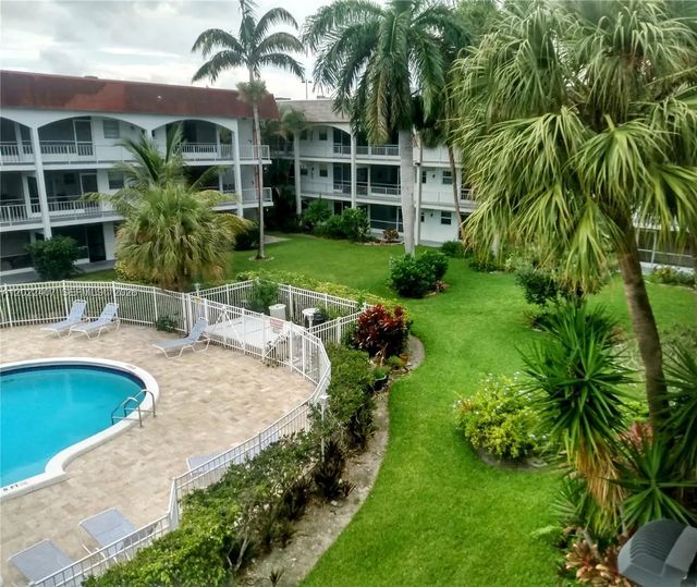 3 of 17 - 581 Blue Heron Drive #315-b, Hallandale Beach, FL