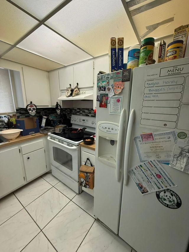 3 of 28 - 549 N University Drive #64, Plantation, FL