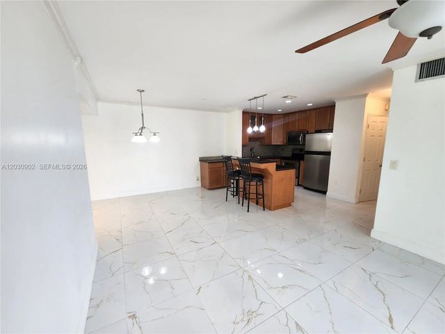 4 of 27 - 160 Cypress Club Drive #608, Pompano Beach, FL
