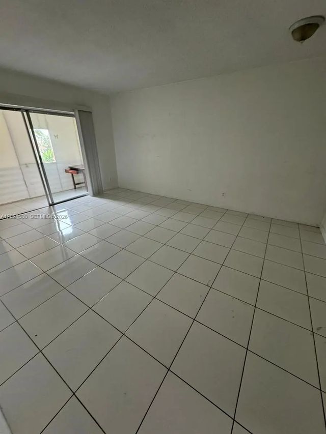 4 of 37 - 20201 Ne 29th Court #d329, Aventura, FL