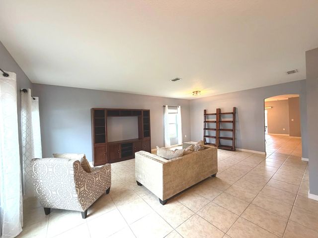 3 of 23 - 1269 Sw Lexington Manor Sw, Vero Beach, FL