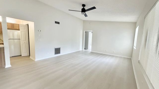 2 of 13 - 4969 Sable Pine Circle #d2, West Palm Beach, FL