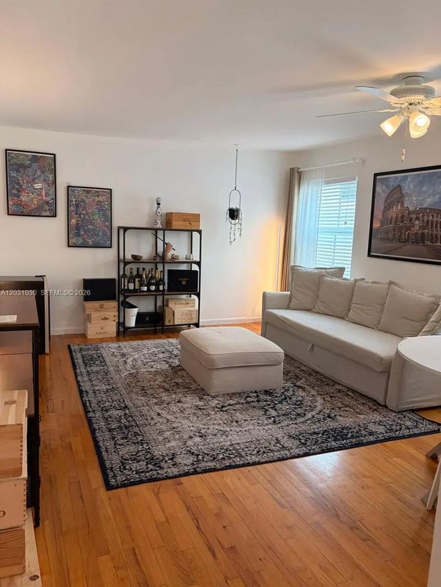 4 of 32 - 1308 Drexel Avenue #311, Miami Beach, FL
