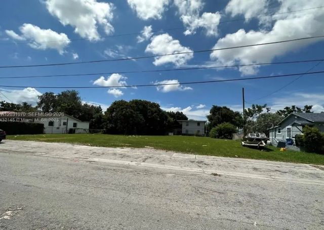 1624 Nw 60th Street, Miami