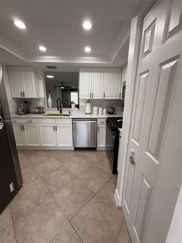 2 of 30 - 1020 Nw 80th Avenue #104, Margate, FL