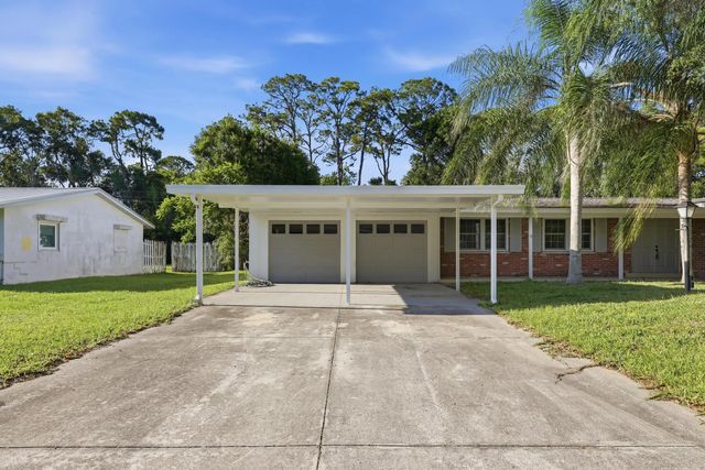 3 of 29 - 2726 6th Place, Vero Beach, FL