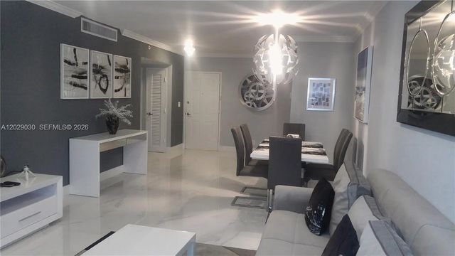 2501 S Ocean Drive #l04, Hollywood