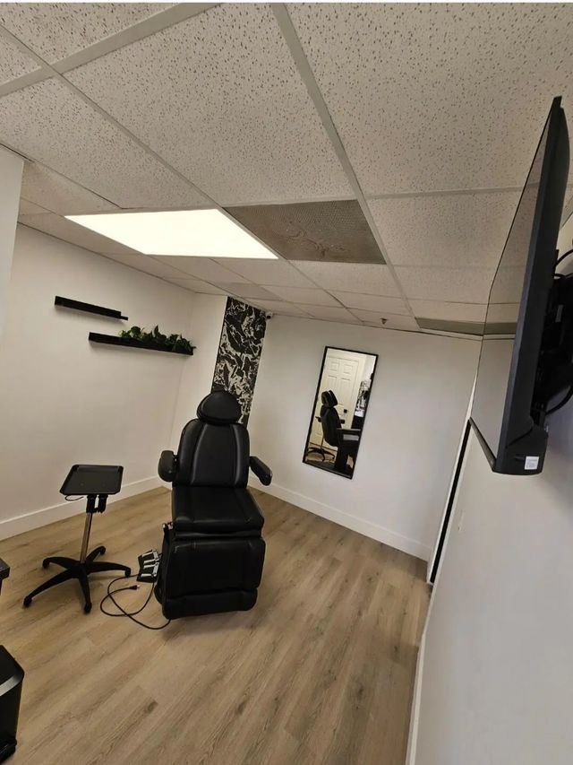 5 of 10 - 4700 N Congress Avenue #305, West Palm Beach, FL